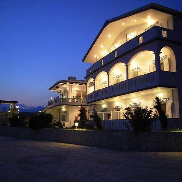 Gogas Palace Aparthotel Ammoudia Bagian luar foto